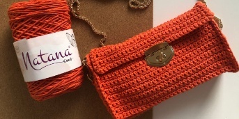 Háčkovaná crossbody kabelka