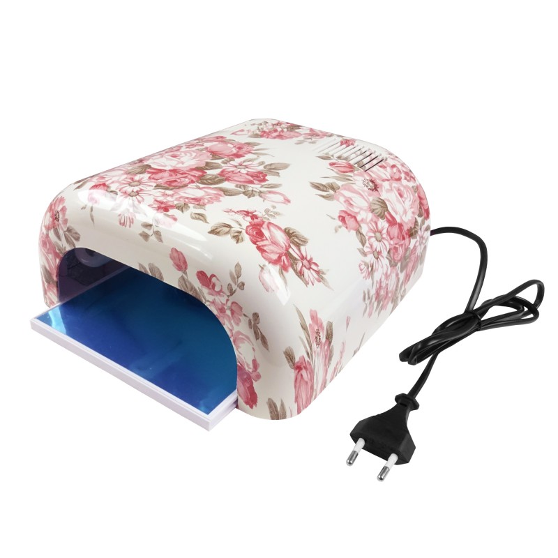 Napájanie bielej UV lampy s kvetmi 